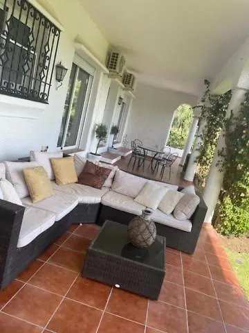 Exclusive Secluded Villa With Private Pool Hot Tub & Bbq -7 Minutes From Marbella