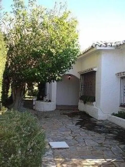 Exclusive Secluded Villa With Private Pool Hot Tub & Bbq -7 Minutes From Marbella
