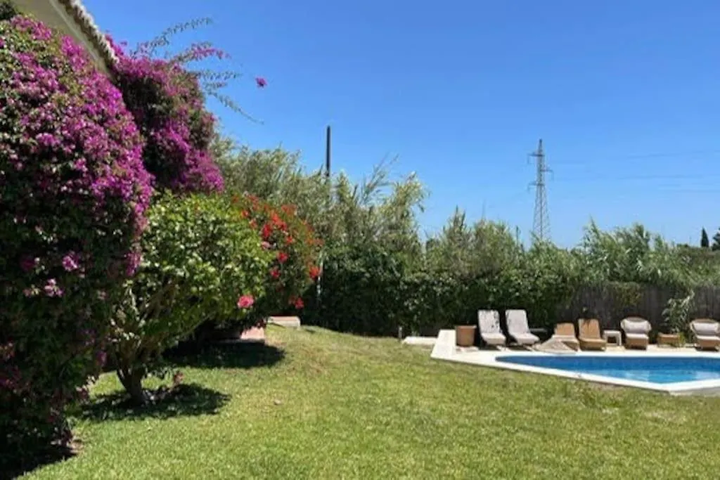 Exclusive Secluded Villa With Private Pool Hot Tub & Bbq -7 Minutes From Marbella