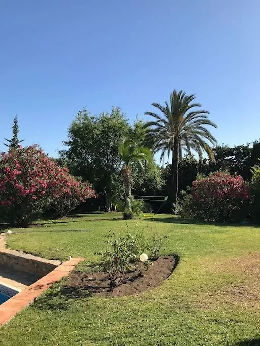 Exclusive Secluded Villa With Private Pool Hot Tub & Bbq -7 Minutes From Marbella
